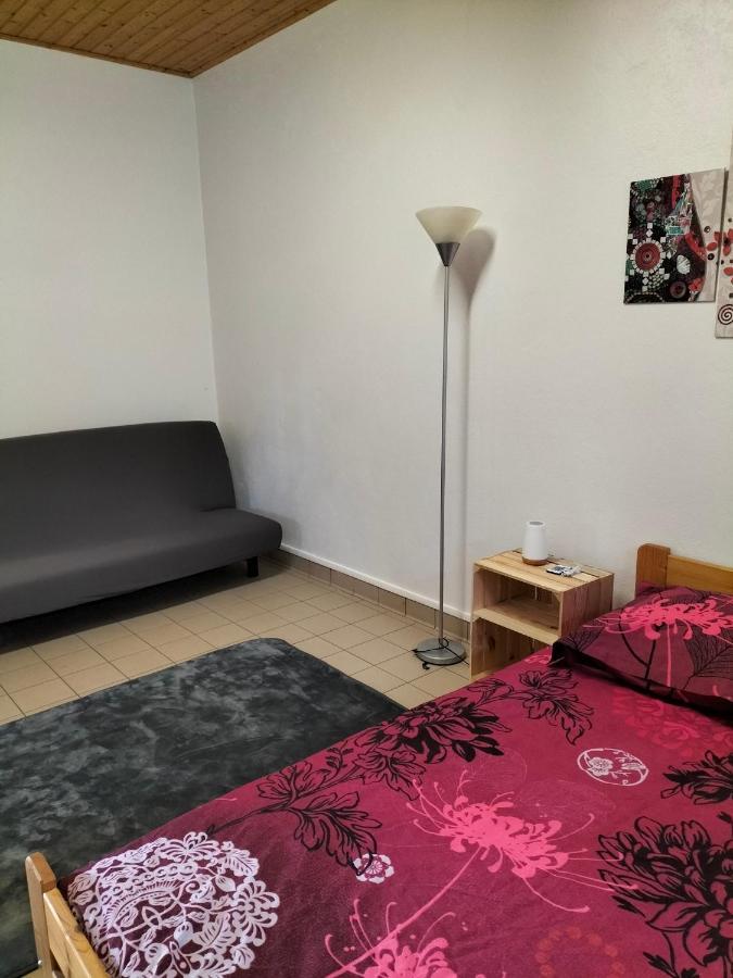 Studio Confortable Proche Des Sites Touristiques Issendolus 외부 사진